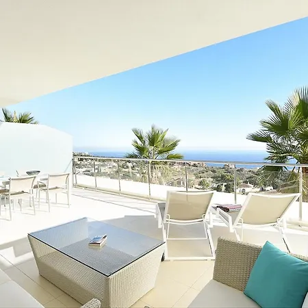 The Hill Collection 1 *